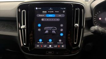 Volvo XC40 RECHARGE PLUS