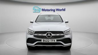 Mercedes-Benz GLC GLC 300 E 4MATIC AMG LINE