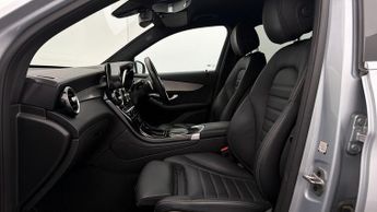 Mercedes-Benz GLC GLC 300 E 4MATIC AMG LINE