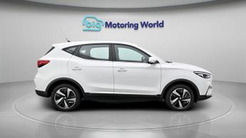 MG MG ZS SE
