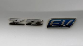 MG MG ZS SE