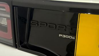 Land Rover Discovery Sport R-DYNAMIC S