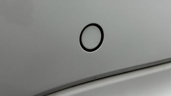 Volvo XC60 RECHARGE T6 R-DESIGN AWD