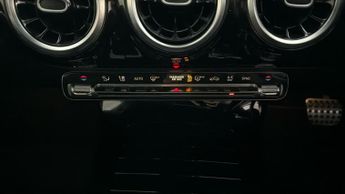 Mercedes-Benz A Class A 180 D AMG LINE EXECUTIVE