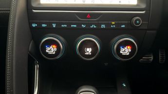 Jaguar E-PACE R-DYNAMIC SE