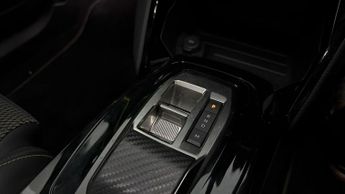Peugeot 2008 PURETECH EAT8 S/S GT