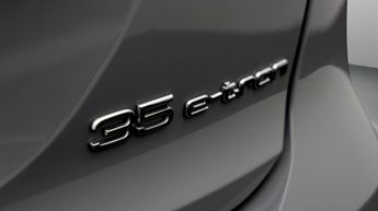 Audi Q4 e-tron SPORT