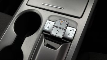 Hyundai KONA PREMIUM