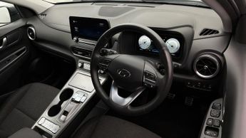 Hyundai KONA PREMIUM