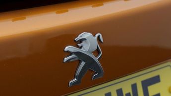 Peugeot E-2008 ACTIVE PREMIUM PLUS