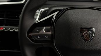 Peugeot 2008 PURETECH EAT8 S/S ALLURE