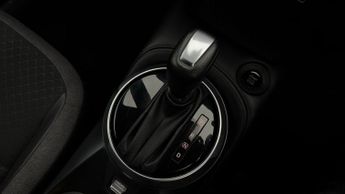 Nissan Juke DIG-T N-CONNECTA DCT
