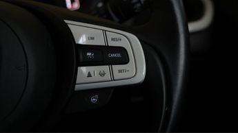 Honda Jazz I-MMD EX