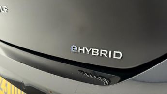 Volkswagen Golf STYLE TSI DSG