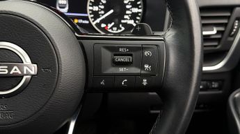 Nissan Qashqai DIG-T ACENTA PREMIUM DCT