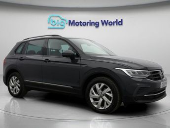 Volkswagen Tiguan LIFE TSI DSG
