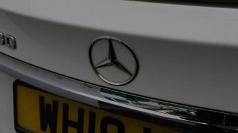 Mercedes-Benz GLA GLA 180 URBAN EDITION