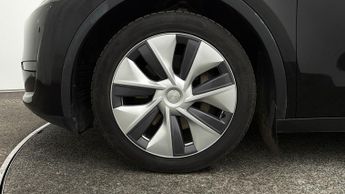 Tesla Model Y BASE