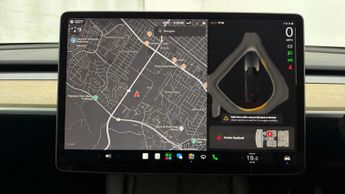 Tesla Model Y BASE