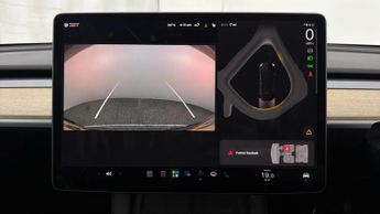Tesla Model Y BASE