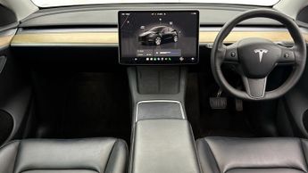 Tesla Model Y BASE