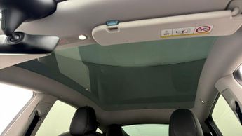 Tesla Model Y BASE