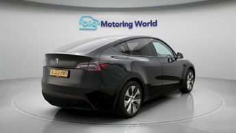 Tesla Model Y BASE