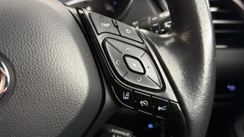 Toyota C-HR ICON