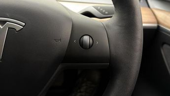 Tesla Model 3 MODEL 3