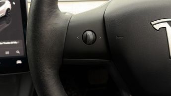 Tesla Model 3 MODEL 3
