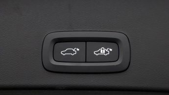 Volvo XC40 RECHARGE T4 PLUS