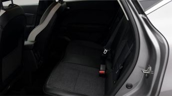 Renault Captur TECHNO E-TECH