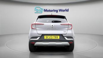 Renault Captur TECHNO E-TECH