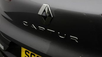 Renault Captur TECHNO E-TECH