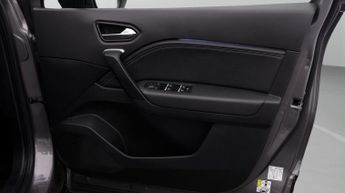 Renault Captur TECHNO E-TECH