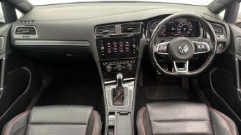 Volkswagen Golf GTI PERFORMANCE TSI DSG