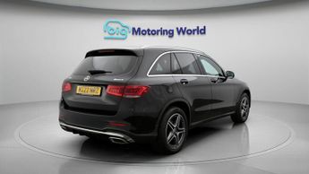 Mercedes-Benz GLC GLC 300 4MATIC AMG LINE
