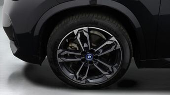 BMW iX1 XDRIVE 30 M SPORT