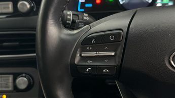 Hyundai KONA PREMIUM SE