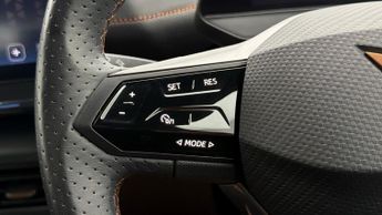 CUPRA Born V1