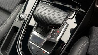 Audi A4 TFSI S LINE BLACK EDITION