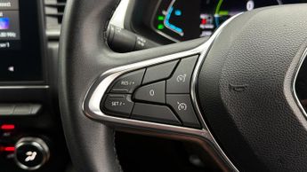 Renault Captur TECHNO E-TECH