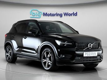 Volvo XC40 T3 R-DESIGN