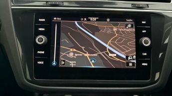 Volkswagen Tiguan R-LINE TDI 4MOTION DSG