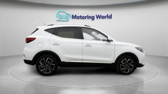 MG MG ZS EXCLUSIVE T-GDI