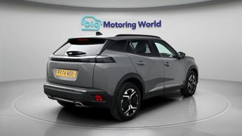 Peugeot 2008 PURETECH EAT8 S/S ALLURE