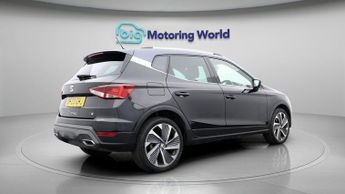 SEAT Arona ECOTSI FR SPORT DSG