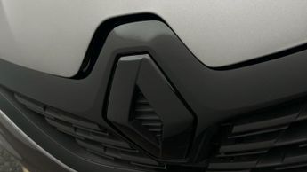 Renault Captur E-TECH ENGINEERED