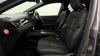 Renault Captur E-TECH ENGINEERED