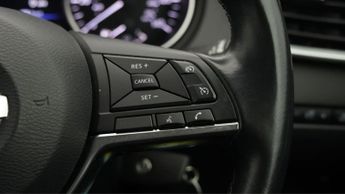 Nissan Qashqai DIG-T ACENTA PREMIUM DCT